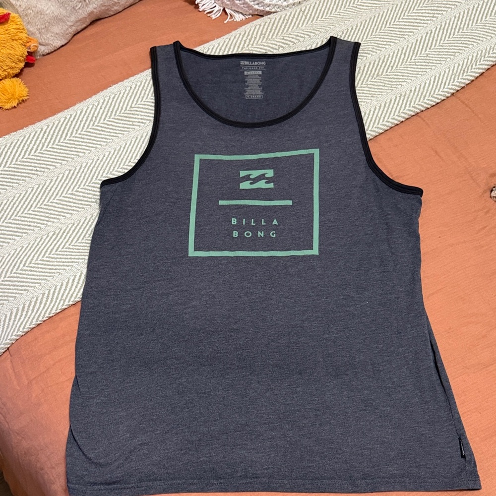 Billabong Charcoal and Mint Tank Top size Large
